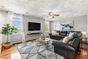 14 Greenlawn Ave, Salem, MA 01970 - Photo 12
