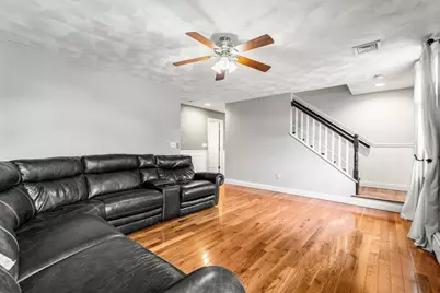 14 Greenlawn Ave, Salem, MA 01970 - Photo 14