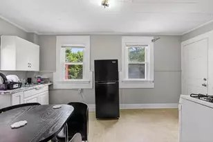 80-82 Laurel St, Fitchburg, MA 01420 - Photo 16