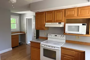 56 S Main St, Uxbridge, MA 01569 - Photo 4