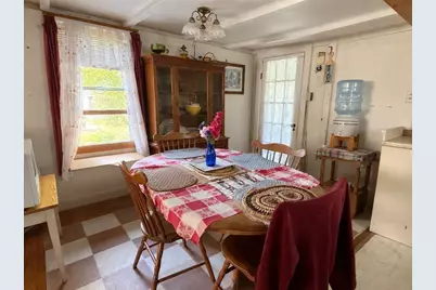 19 Perkins Avenue, Oak Bluffs, MA 02557 - Photo 8