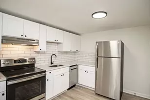 103 South Policy, Salem, NH 03079 - Photo 4