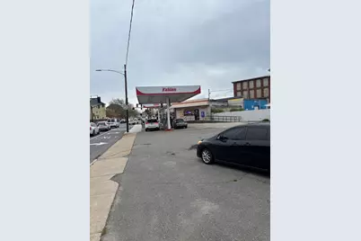 57 Rodney French Blvd, New Bedford, MA 02744 - Photo 4