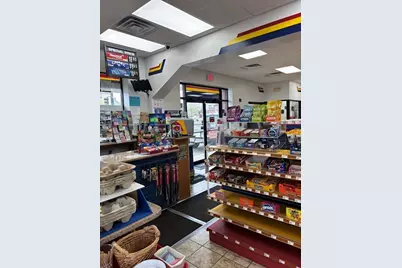 57 Rodney French Blvd, New Bedford, MA 02744 - Photo 10