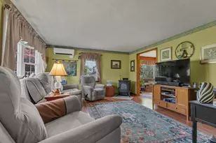 31 Fox Run Rd, Bellingham, MA 02019 - Photo 12