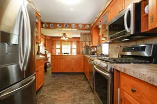 70 Westwood Park Cir, Attleboro, MA 02703 - Photo 14