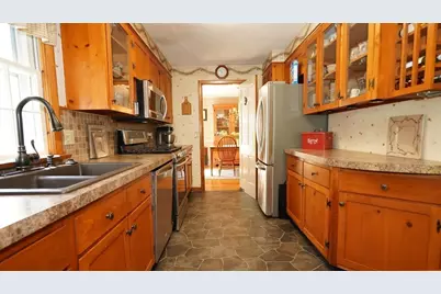 70 Westwood Park Circle, Attleboro, MA 02703 - Photo 16
