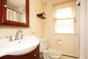 70 Westwood Park Cir, Attleboro, MA 02703 - Photo 26
