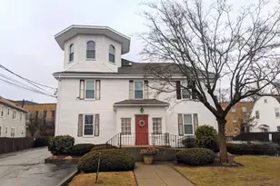24 Myrtle St, Framingham, MA 01702 - Photo 1