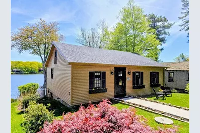 67 S Charlton Shore Rd, Charlton, MA 01507 - Photo 4