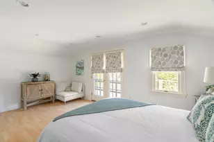 13 Young St, Edgartown, MA 02539 - Photo 10