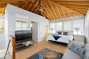 13 Young St, Edgartown, MA 02539 - Photo 12