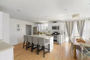 13 Young St, Edgartown, MA 02539 - Photo 4