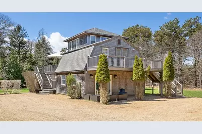 13 Young Street, Edgartown, MA 02539 - Photo 1