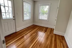1461 Centre St, Boston, MA 02131 - Photo 4