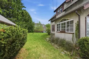 2 Jeppson Ave, Worcester, MA 01606 - Photo 28