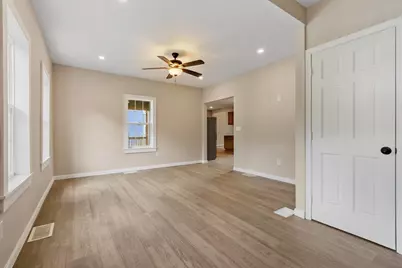 37 Dexter St, Orange, MA 01364 - Photo 8