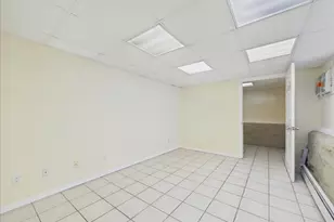 18 Jenness St, Quincy, MA 02169 - Photo 30