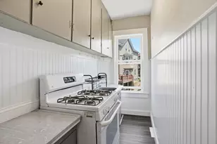 196 Irving St, Fall River, MA 02723 - Photo 6