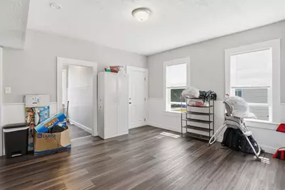 196 Irving St, Fall River, MA 02723 - Photo 4