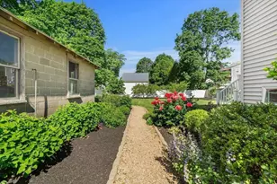 2 Swains Pond Ave, Melrose, MA 02176 - Photo 34