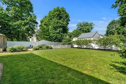 2 Swains Pond Ave, Melrose, MA 02176 - Photo 38