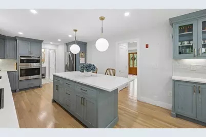72 Oak Ave, Northborough, MA 01532 - Photo 4