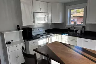 1012 Main St, Leominster, MA 01453 - Photo 2