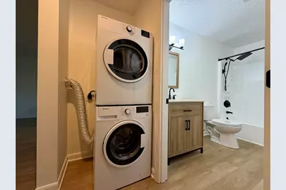 18 Pierce Street #3B, Foxboro, MA 02035 - Photo 8