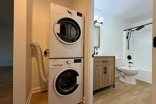 18 Pierce St, Foxboro, MA 02035 - Photo 8