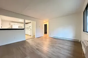 18 Pierce St, Foxboro, MA 02035 - Photo 6