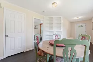 209 Adams St, Agawam, MA 01001 - Photo 8