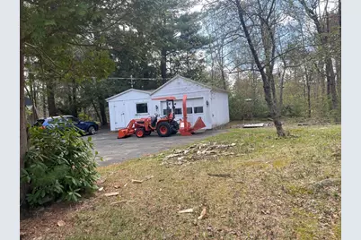 32 Hollow Rd, Wales, MA 01081 - Photo 4