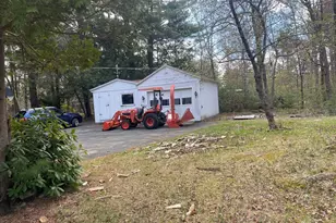 32 Hollow Rd, Wales, MA 01081 - Photo 4