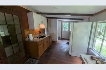 32 Hollow Rd, Wales, MA 01081 - Photo 4