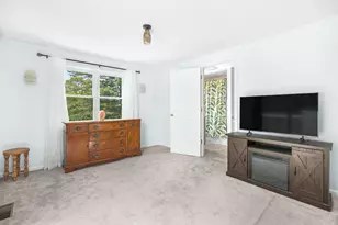 25 Gordon Rd, Lynn, MA 01904 - Photo 16