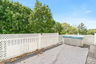 25 Gordon Rd, Lynn, MA 01904 - Photo 18