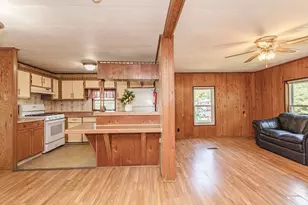 39 Friendship Dr, West Bridgewater, MA 02379 - Photo 8