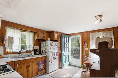 14 Chapel Rd, Mattapoisett, MA 02739 - Photo 8