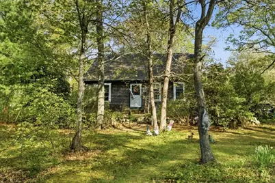 14 Chapel Rd, Mattapoisett, MA 02739 - Photo 2