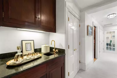 13 West Cedar St, Boston, MA 02108 - Photo 24