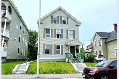 16 Bellevue St, Worcester, MA 01609 - Photo 2