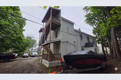 16 W Oberlin St, Worcester, MA 01610 - Photo 2