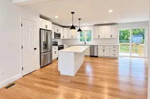 39 Lincoln St, Webster, MA 01570 - Photo 2