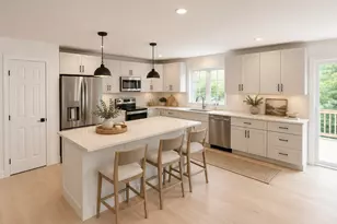 39 Lincoln St, Webster, MA 01570 - Photo 6
