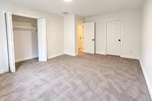 39 Lincoln St, Webster, MA 01570 - Photo 8