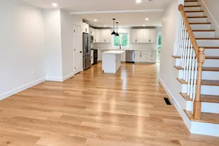 39 Lincoln St, Webster, MA 01570 - Photo 4