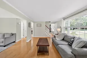 51 Lantern Ln, West Springfield, MA 01089 - Photo 10