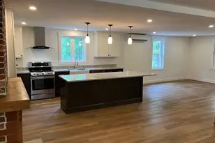 35 West St, Petersham, MA 01366 - Photo 8