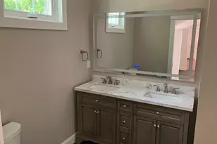 35 West St, Petersham, MA 01366 - Photo 12